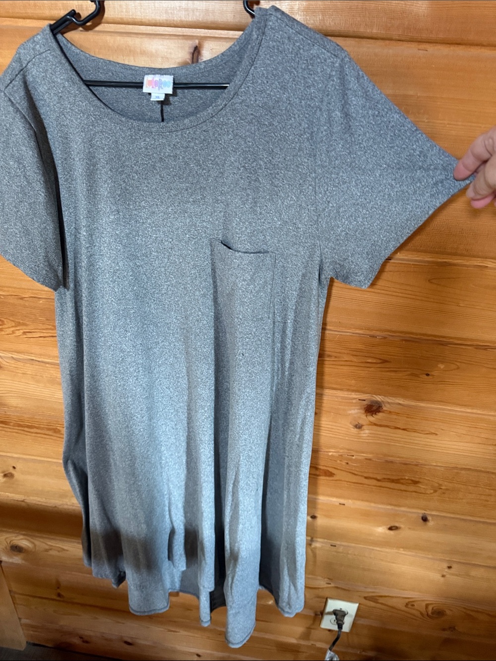 LuLaRoe Heathered Gray Short Sleeve Pocket Tunic
